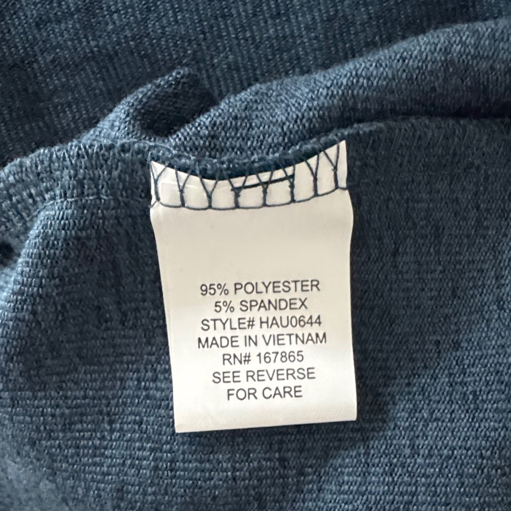 🎉HP🎉 Notations 3/4 Tab Sleeve Top with Pleated Detail 💗 Teal - Picture 16 of 16